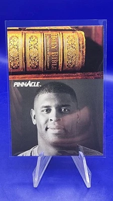 1991 Pinnacle Reggie White #408 - Sideline Pro Bible Card - Philadelphia Eagles - Image 1 of 2