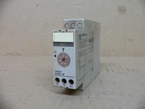 Omron H3dr-M Timer, 110-120V, 50/60Hz - Picture 1 of 3