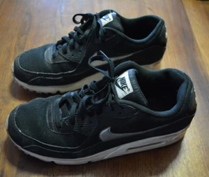 NIKE AIRMAX SIZE US 12 USED - Picture 1 of 5