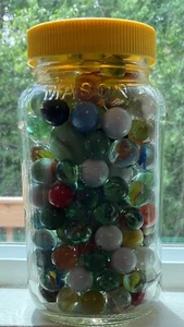 Vintage marbles Lot of over 200,swirls,slags,cats eyes,different sizes ,colors - Picture 1 of 10