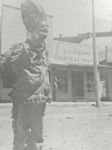 RPPC vintage. Randall, Kansas. Tienda de arneses Osbourne. 1913 - Imagen 1 de 7