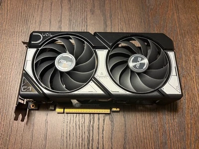 ASUS Dual GeForce RTX 5060 Ti 16GB GDDR7 OC Edition (PCIe 5.0, 16GB GDDR7) BASTANTE Foto 1 de 2