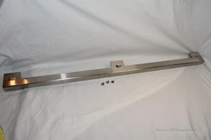 Viking Range False Drip Tray Handle Assembly 002945-000 - Bild 1 von 13