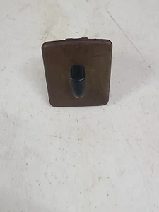 Cenicero de pasajero trasero Nash Airflyte 1951 - Imagen 1 de 5