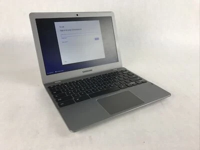 Samsung XE550C22 Chromebook - Celeron 1.30 GHz 4GB Ram 16GB - Battery Below 50% - Image 1 of 4