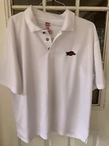 De colección Red Oak Ropa Deportiva Blanco S/S Polo Arkansas Razorbacks XL Bordado Cerdo - Imagen 1 de 4