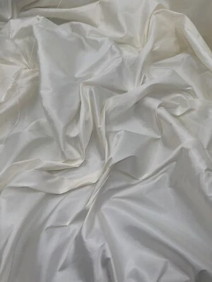 1 mtr ivory taffeta dress,bridal,wedding fabric..58”wide (147cm)C - Image 1 of 3
