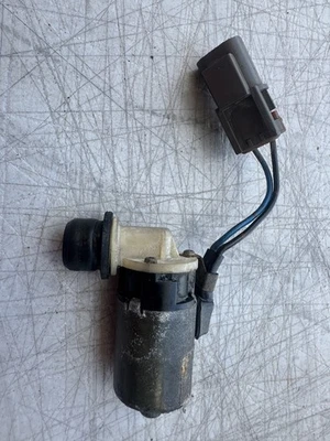 1990 NISSAN 300ZX (2+2) WINDSHIELD WASHER TANK RESERVOIR BOTTLE PUMP OEM - Image 1 of 4