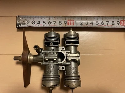 Vintage ENYA 09 horizontally opposed 4-cylinder engine model airplane junk - Image 1 of 4