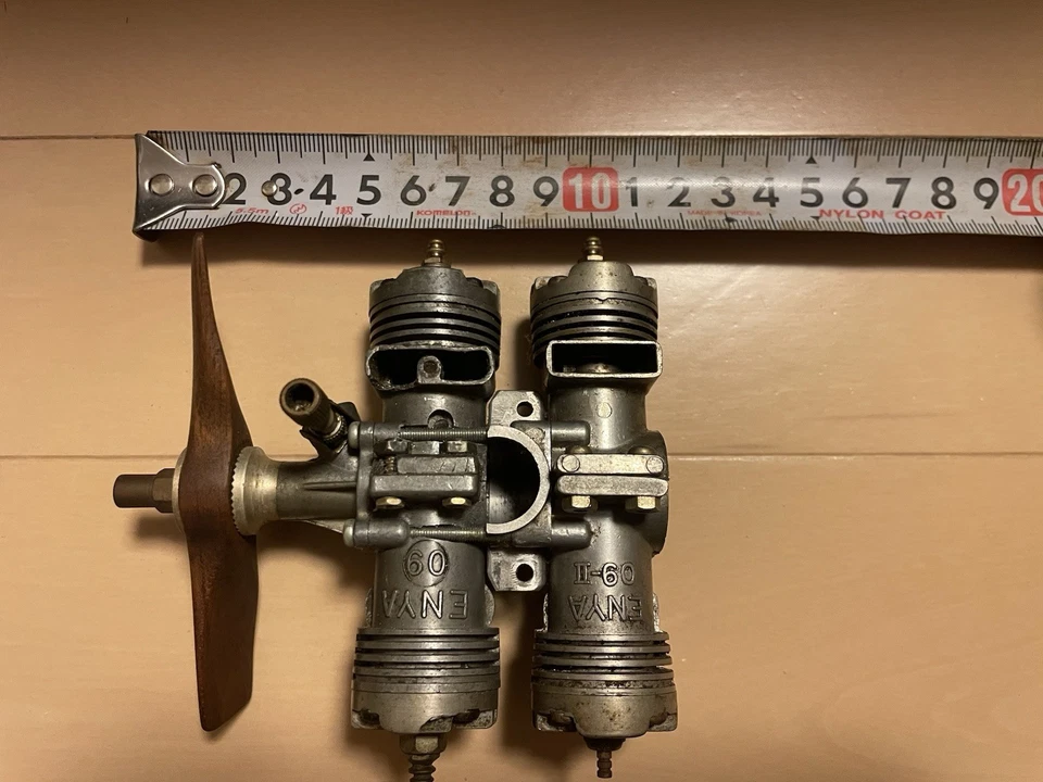 Vintage ENYA 09 horizontally opposed 4-cylinder engine model airplane junk - Image 1 of 4