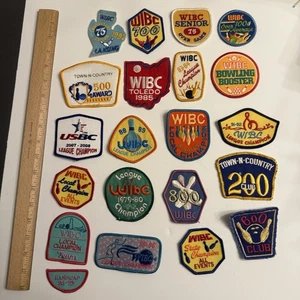 Lote 21 parches de bolos para mujer WIBC de colección años 1979-2000 Inc. Michigan, Ohio - Imagen 1 de 20