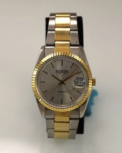 Hilton Uhr Herren Silber Gold Edelstahl Water Res Batterie Weiß Datum Quarz - Bild 1 von 6