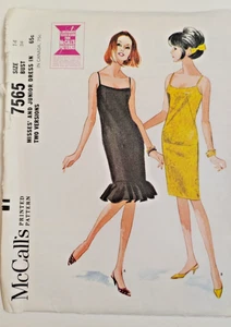 Kleid Slim Fitted 14 McCall's 7565 Schnittmuster UC VTG 60er Rüschen Spaghetti - Bild 1 von 9