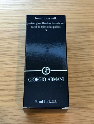 Armani Beauty Luminous Silk Natural Glow Foundation 1 fl oz NIB $69 MSRP - Image 1 of 4