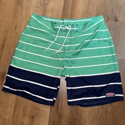 Bañador corto Vineyard Vines para hombre con logotipo tablero verde marino a rayas talla 40 Foto 1 de 4