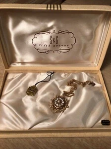 Vintage S&G Creations Fifth Avenue 24kt Gold Plated Pendant/Pin Necklace  - Picture 1 of 10