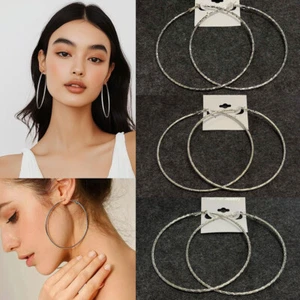 Lote de 12 pares de pendientes redondos de aro enchapados en plata de moda para mujer al por mayor de 4" - Imagen 1 de 7