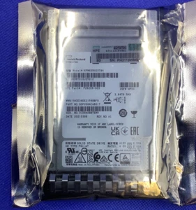 NEW BULK P40472-B21 HPE 3.84TB SAS 24G READ INTENSIVE SFF BC PM6 SSD P41497-001 - Afbeelding 1 van 3