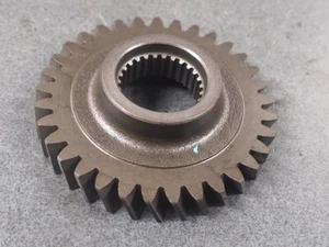 SUZUKI DR800 1992 21111-44B10 GEAR PRIMARY DRIVE (NT:33) 12972 - Picture 1 of 6