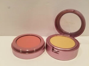 Mally- Ultimate Performance Inner Glow Blush - Light - 0.25 Oz - Scratches - Picture 1 of 2