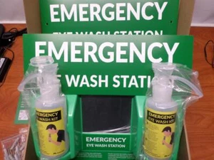 MAASTERS BPA-freie tragbare Augenspülstation (2 Stück) - Bild 1 von 1