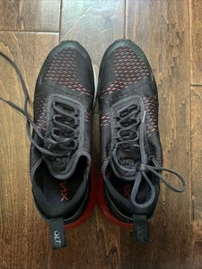 Nike Air Max 270 Men’s Running Training Sneakers Black Red White Shoe Size 11 - Picture 1 of 10
