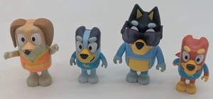 Lotto di 4 action figure Bluey, Bandit, Bluey, Bin Man, Rusty - Foto 1 di 2
