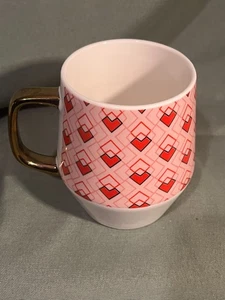 Essbare Gestecke 20 Unzen Keramik Becher Geometrische Herzen Design Goldgriff/208d - Bild 1 von 4