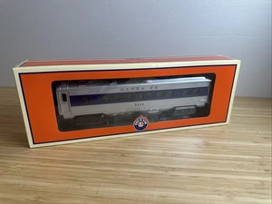 Lionel #6-27775 Santa Fe #2414 Reisebus Druckguss Metall Innenraum beleuchtet - Bild 1 von 2