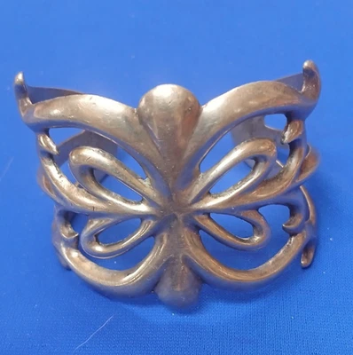 Brazalete navajo nativo americano vintage de plata esterlina fundido en arena Foto 1 de 4