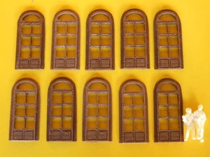 Porte per stazione stile Italiano per modellismo HO-1/87 pz.10 - Krea - Bild 1 von 1