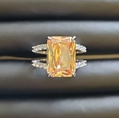 Anillo de cóctel de moda corte pinza vidrio color citrino estrás talla 11 Foto 1 de 4