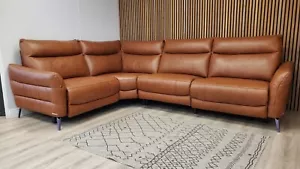 DIVANO ITALIA 'RENNA' CORNER SOFA WITH POWER RECLINERS IN FULL ITALIAN LEATHER - Picture 1 of 23