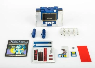 Brand New Transform G1 Reissue Soundwave with Buzzsaw Action Figure MISB Boxed - Image 1 of 4