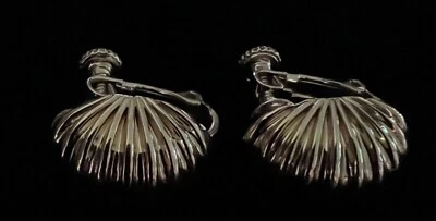 Vintage Goldtone Textured Shell Hinged Screwback Clip On Earrings 1” - Image 1 of 4