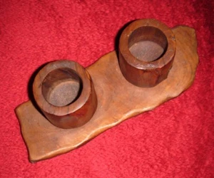 Handgeschnitzte Holz Doppel Kerzenhalter Durchmesser der Schale ca. 1 1/2" - Bild 1 von 3