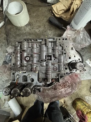 91-99 Mitsubishi 3000GT Dodge Stealth Automatic Transmission Valve Body - Image 1 of 2