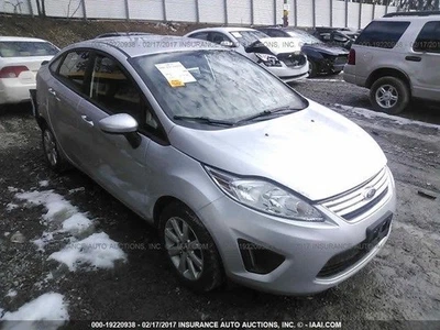 Fuse Box Engine Fits 11-13 FIESTA 1684438 Foto 1 de 4