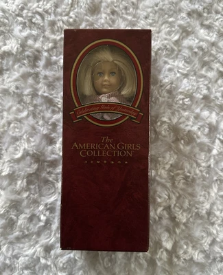 "Kit de colección The American Girls mini muñeca de 6"" con caja original de libro" Foto 1 de 4