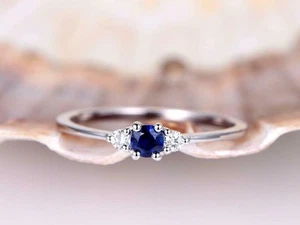 Anello a tre pietre in argento sterling 925 con moissanite zaffiro blu... - Foto 1 di 6