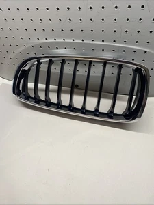 BMW OEM Sport Left Front Grille 51135A3D025 - Picture 1 of 7