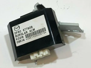 MAZDA 2 2009 MÓDULO DE CONTROL DE ALARMA ANTIRROBO UNIDAD ECU DF8067790B /2007-15 - Imagen 1 de 4