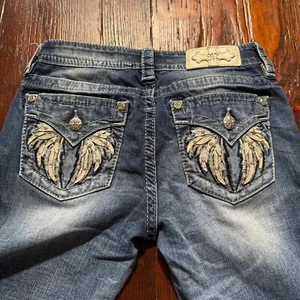 Miss Me Jeans Womens 28 Blue Mid Rise Slim Boot Embellished Wings Faded Whiskers - Imagen 1 de 16
