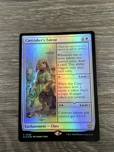 Caretaker's Talent - [Foil] #6 Raro Nuovo/Come Nuovo Bloomburrow MTG - Foto 1 di 2