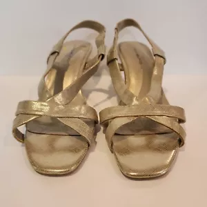Bandolino Women's Wedge Shoes Gold Size 9.5 M - Picture 1 of 6