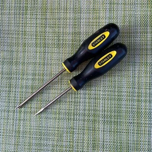 Set of Vintage Stanley Screwdrivers 7" Slot & 8" Phillips Bright Yellow Black - Picture 1 of 3