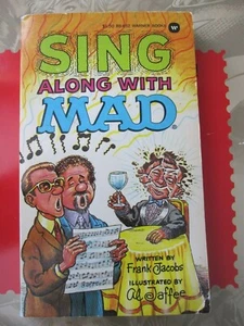 Libro de bolsillo SING junto con MAD 1977 pb Al Jaffe Frank Jacobs - Imagen 1 de 4