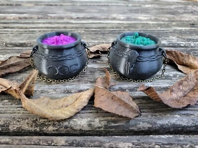 Witch's Cauldron Sensory Fidget Toy - Halloween Desk Toy Magnetic Keychain - Image 1 of 4