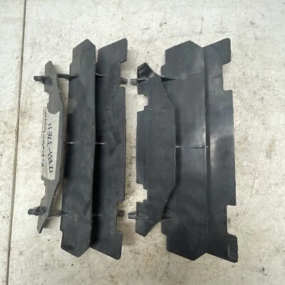 2004 SUZUKI DRZ400E RADIATOR LOUVERS 17831-37E11 - Image 1 of 4