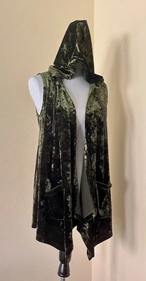 Lori Goldstein Green Crushed Velvet Vest Hoodie Pockets Stretch Sz S - Image 1 of 4